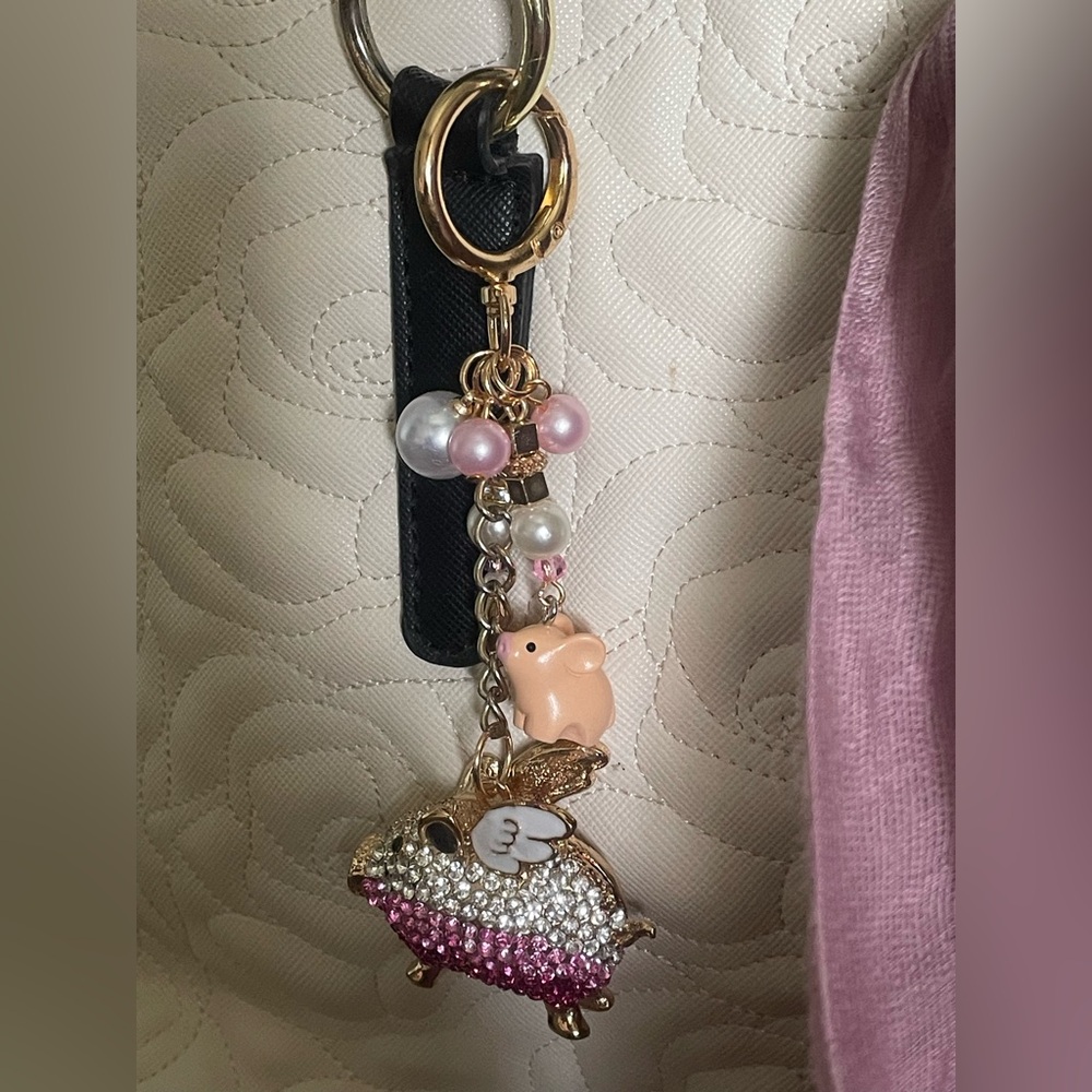 ‘When Pigs Fly!’ Pink and Gold Keychain Purse Charm - Picture 6 of 9